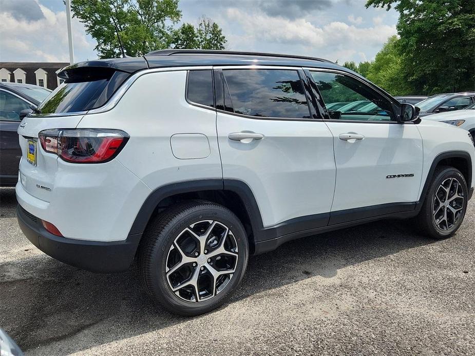 new 2024 Jeep Compass car, priced at $35,340