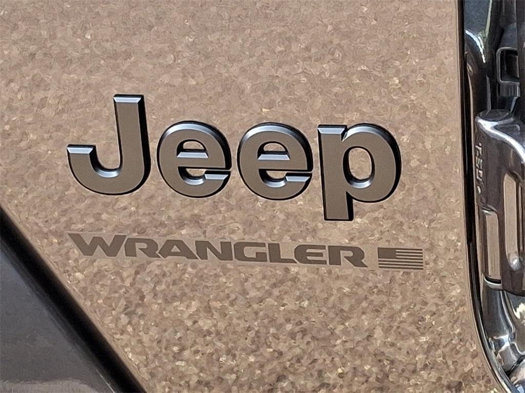 new 2025 Jeep Wrangler car, priced at $60,105