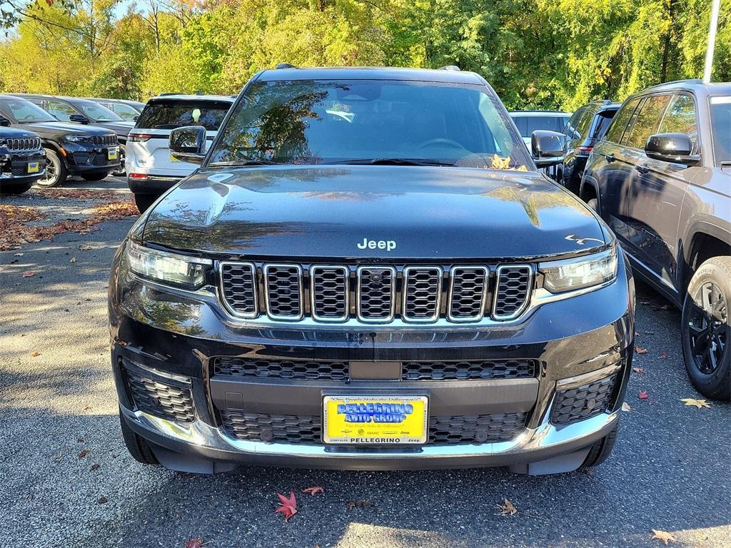 new 2024 Jeep Grand Cherokee L car, priced at $61,455