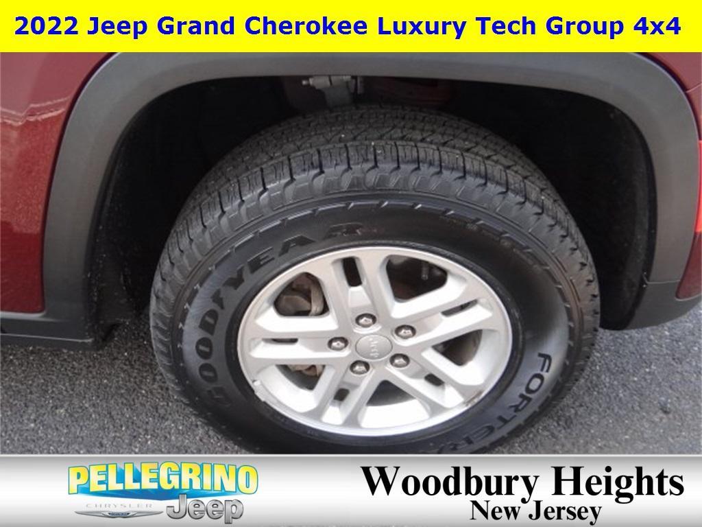 used 2022 Jeep Grand Cherokee car, priced at $28,496
