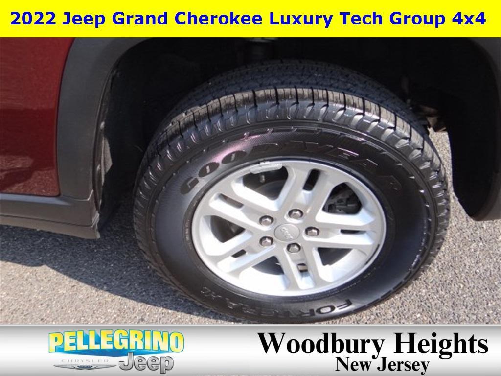 used 2022 Jeep Grand Cherokee car, priced at $28,496