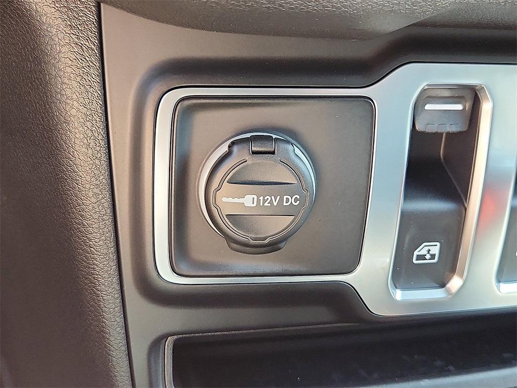 new 2025 Jeep Wrangler car, priced at $37,355