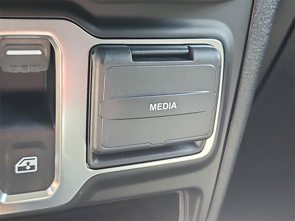 new 2025 Jeep Wrangler car, priced at $37,355