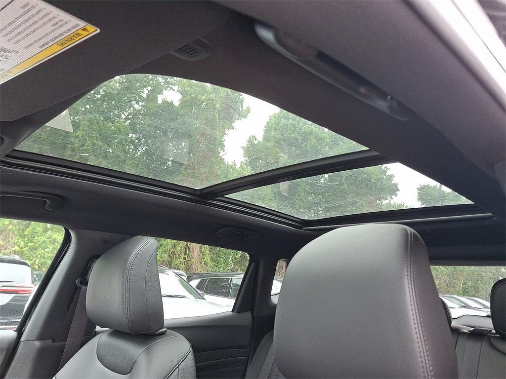 new 2025 Jeep Compass car, priced at $40,105