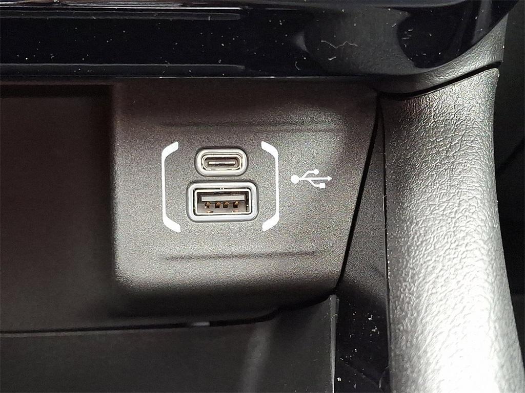 new 2025 Jeep Compass car, priced at $40,105