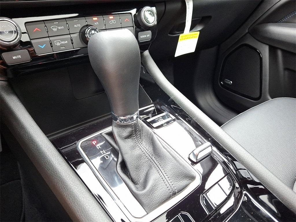 new 2025 Jeep Compass car, priced at $40,105