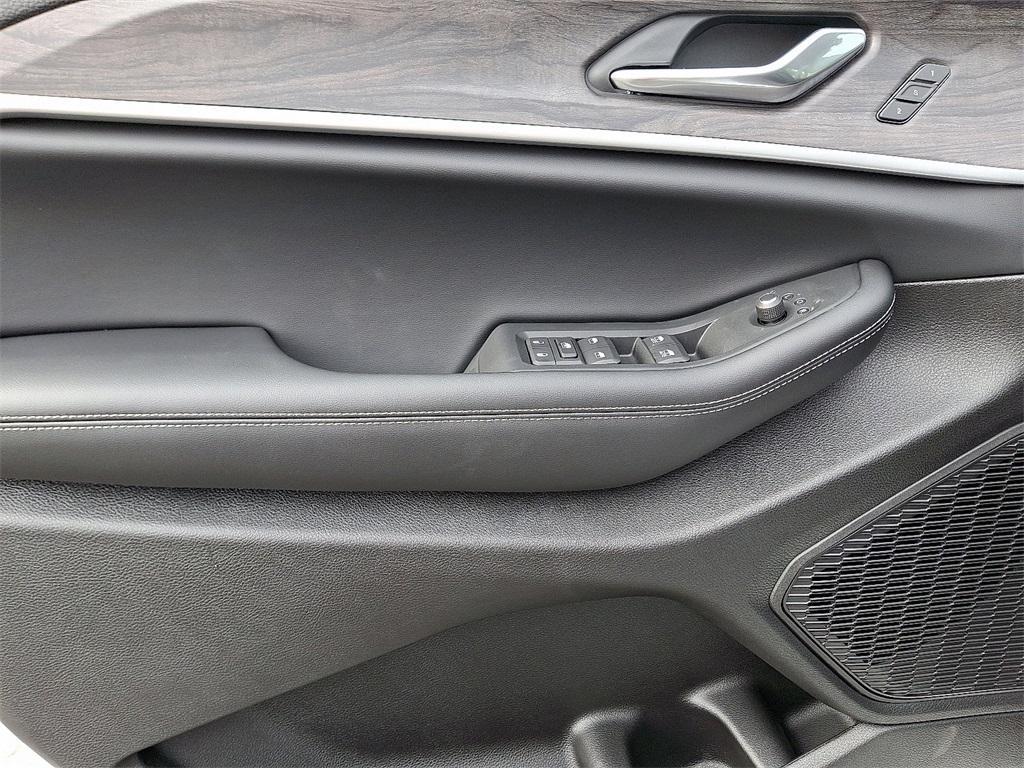 new 2025 Jeep Grand Cherokee car, priced at $49,415