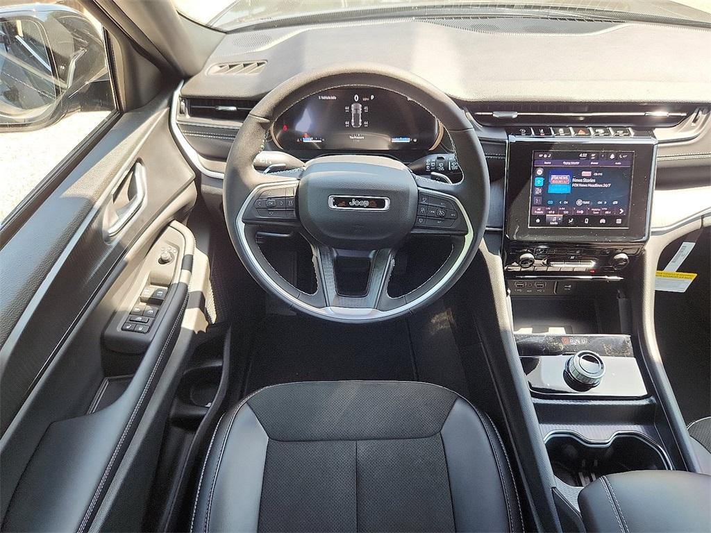 new 2025 Jeep Grand Cherokee car, priced at $48,375