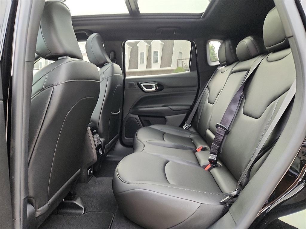 new 2025 Jeep Compass car, priced at $40,105