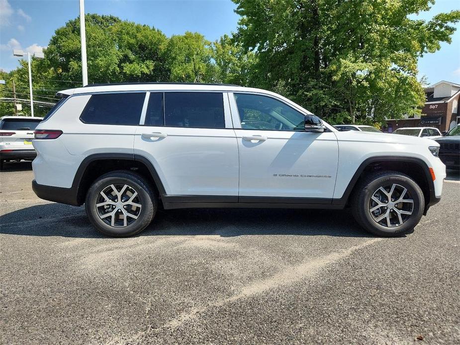 new 2024 Jeep Grand Cherokee L car, priced at $54,315