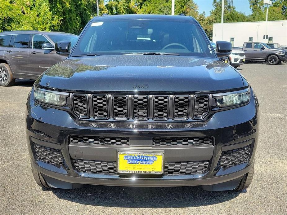 new 2024 Jeep Grand Cherokee L car, priced at $51,175