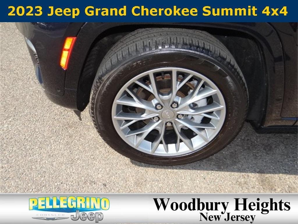 used 2023 Jeep Grand Cherokee car, priced at $44,990