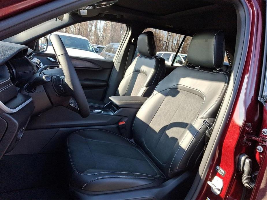 new 2025 Jeep Grand Cherokee car, priced at $46,530