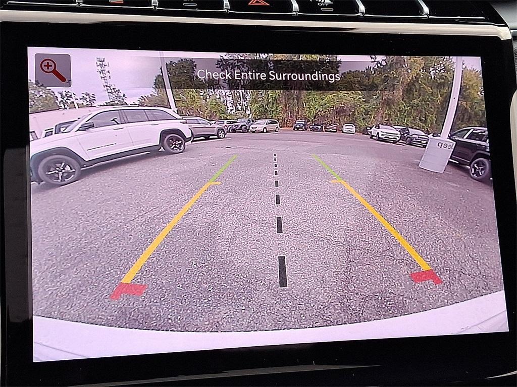 new 2025 Jeep Grand Cherokee car, priced at $49,415