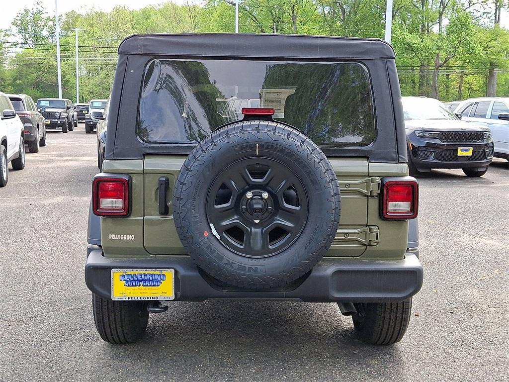 new 2025 Jeep Wrangler car, priced at $42,550