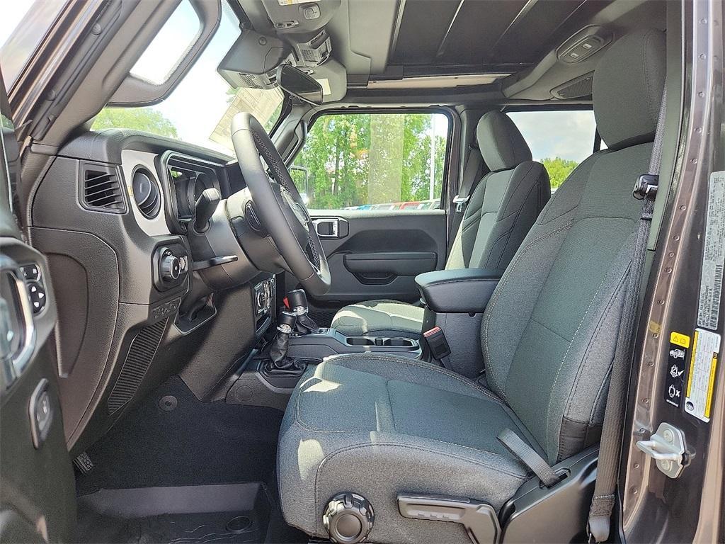 new 2025 Jeep Wrangler car, priced at $54,765