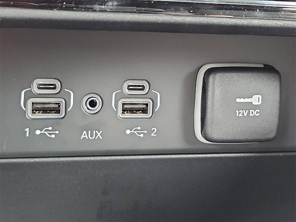 new 2025 Jeep Grand Cherokee car
