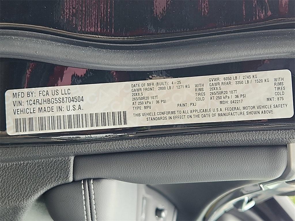 new 2025 Jeep Grand Cherokee car
