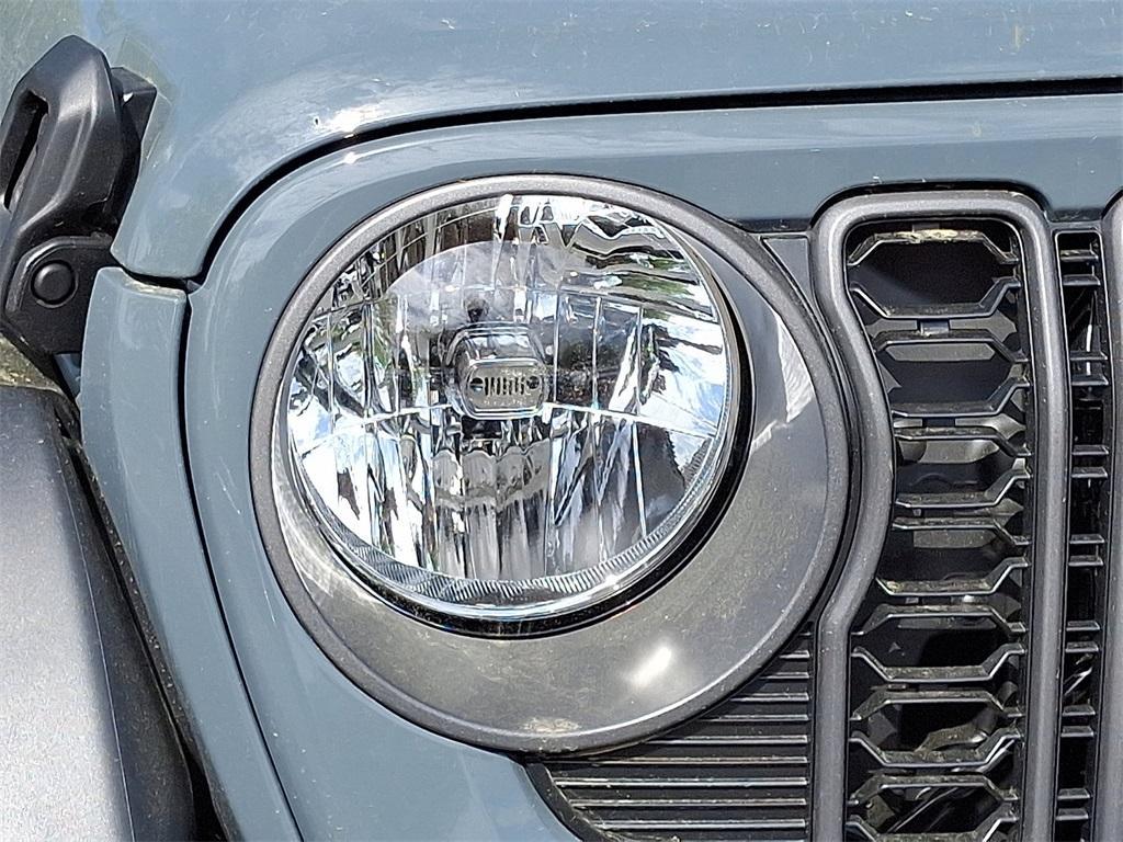 new 2025 Jeep Wrangler car, priced at $47,550