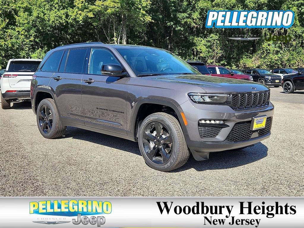 new 2025 Jeep Grand Cherokee car, priced at $52,735