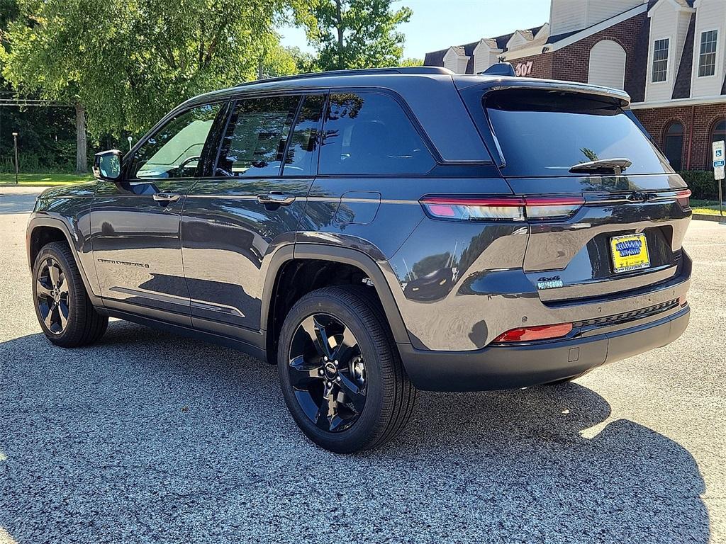 new 2025 Jeep Grand Cherokee car, priced at $52,735
