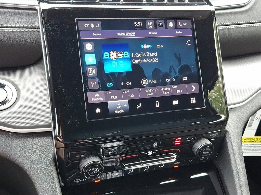 new 2025 Jeep Grand Cherokee car, priced at $47,725