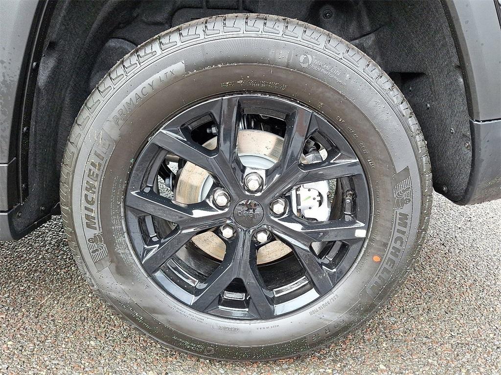 new 2025 Jeep Grand Cherokee car, priced at $47,725