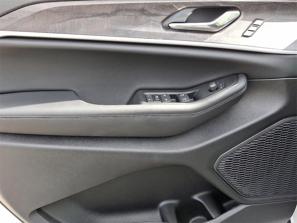 new 2025 Jeep Grand Cherokee car, priced at $49,415