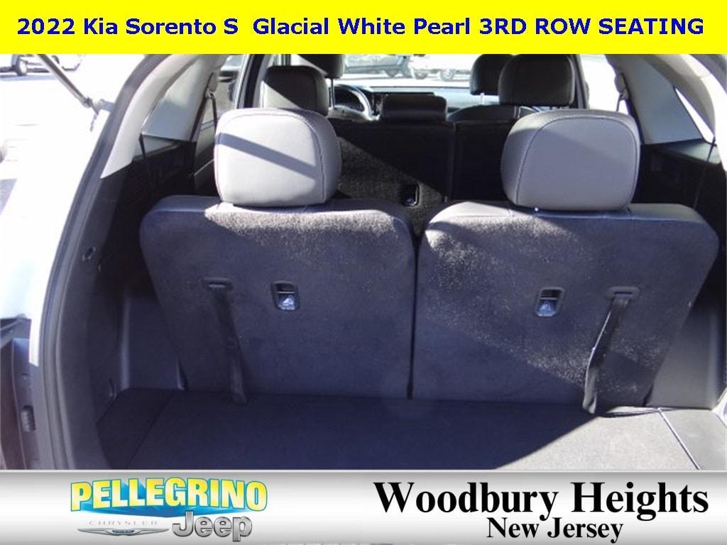 used 2022 Kia Sorento car, priced at $24,868