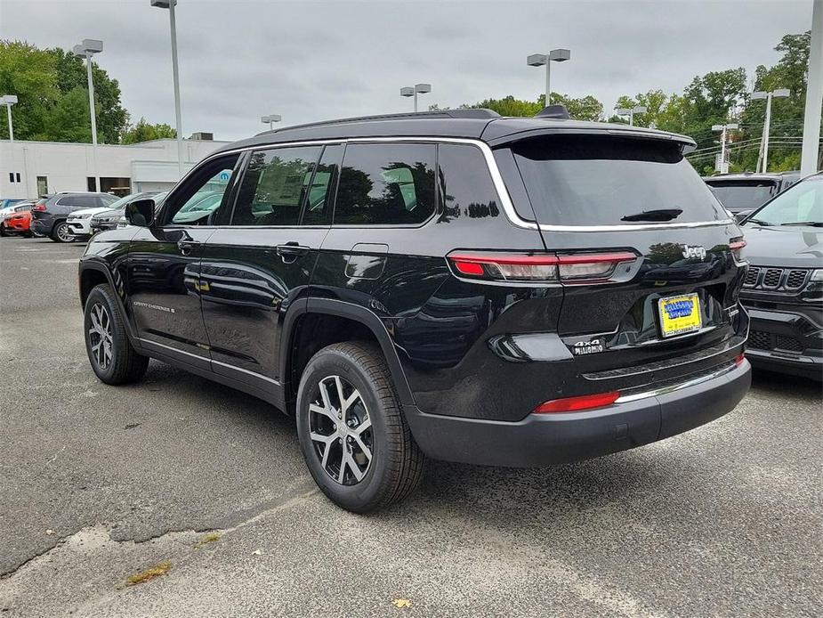 new 2024 Jeep Grand Cherokee L car, priced at $54,910