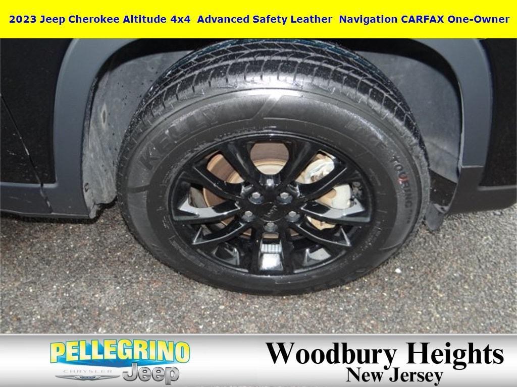 used 2023 Jeep Cherokee car, priced at $22,444