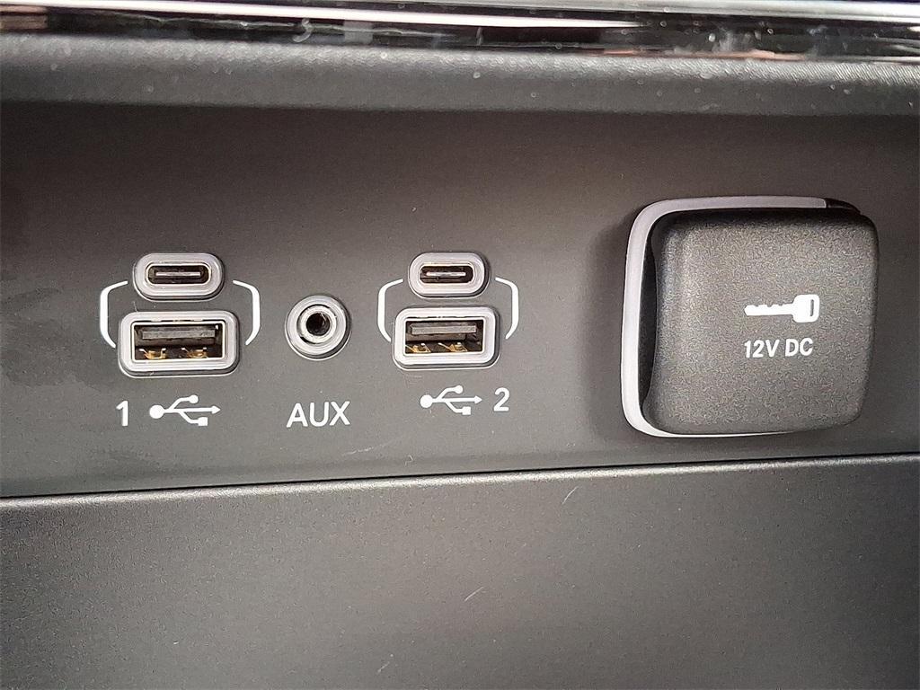 new 2025 Jeep Grand Cherokee L car, priced at $54,835