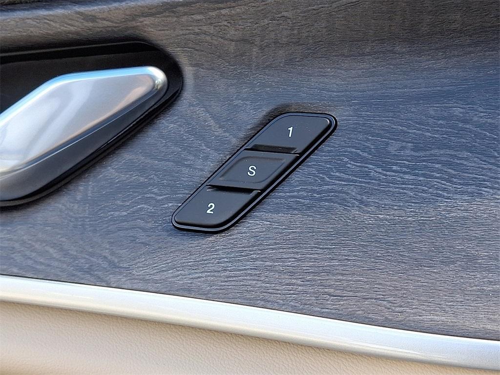 new 2025 Jeep Grand Cherokee car, priced at $52,140