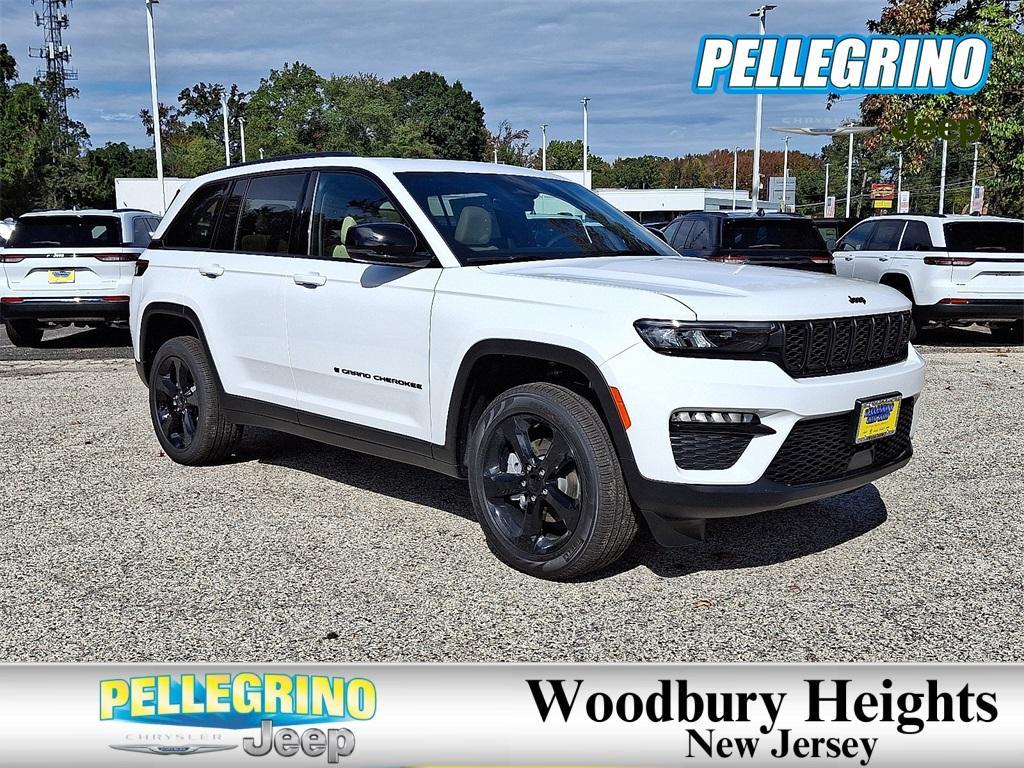 new 2025 Jeep Grand Cherokee car, priced at $52,140