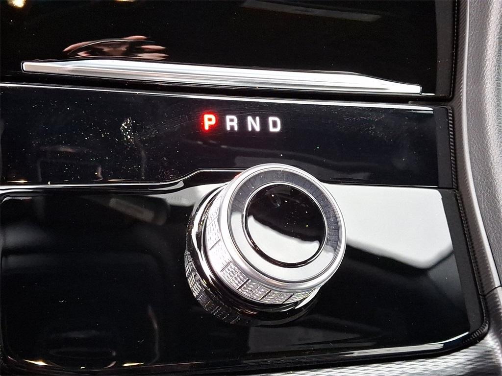 new 2025 Jeep Grand Cherokee car, priced at $48,175