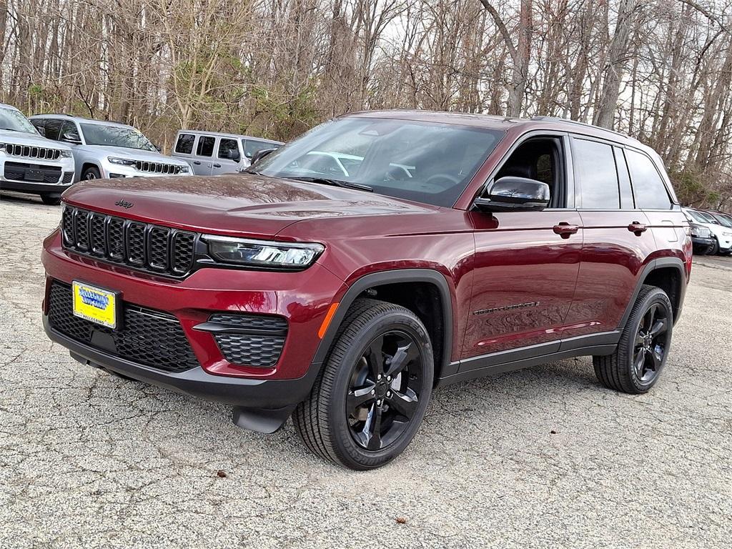 new 2025 Jeep Grand Cherokee car, priced at $48,175