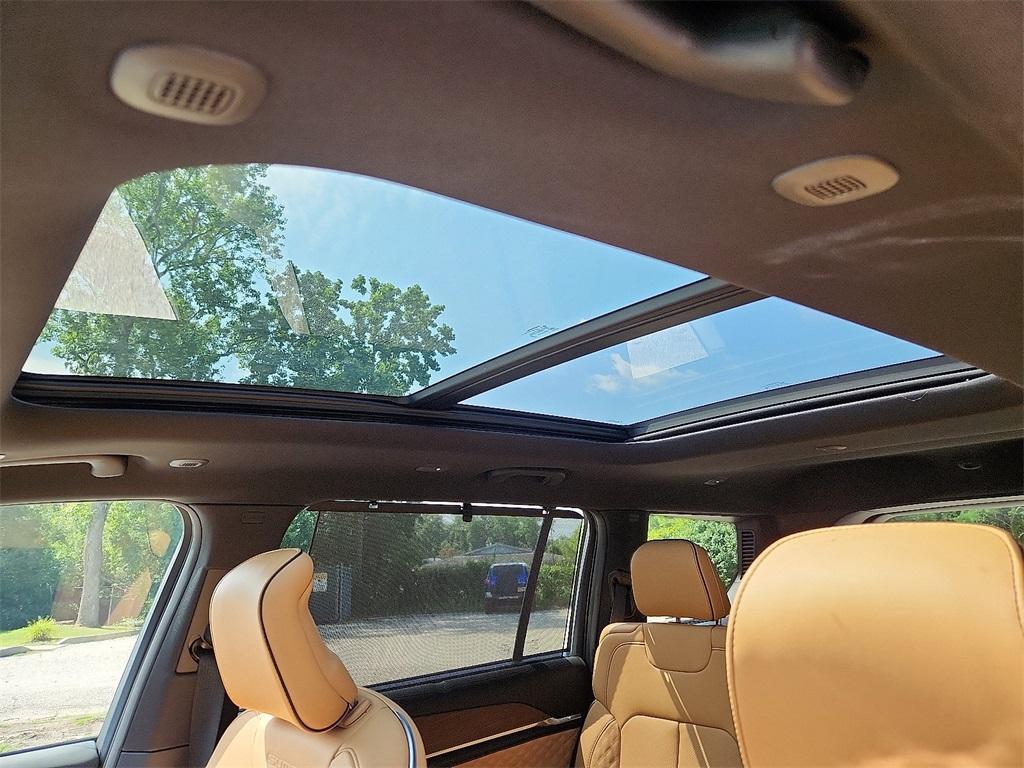 new 2025 Jeep Grand Cherokee L car, priced at $63,460
