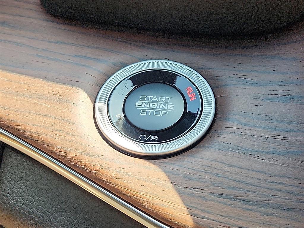 new 2025 Jeep Grand Cherokee L car, priced at $63,460
