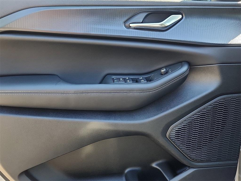 new 2025 Jeep Grand Cherokee car, priced at $46,730