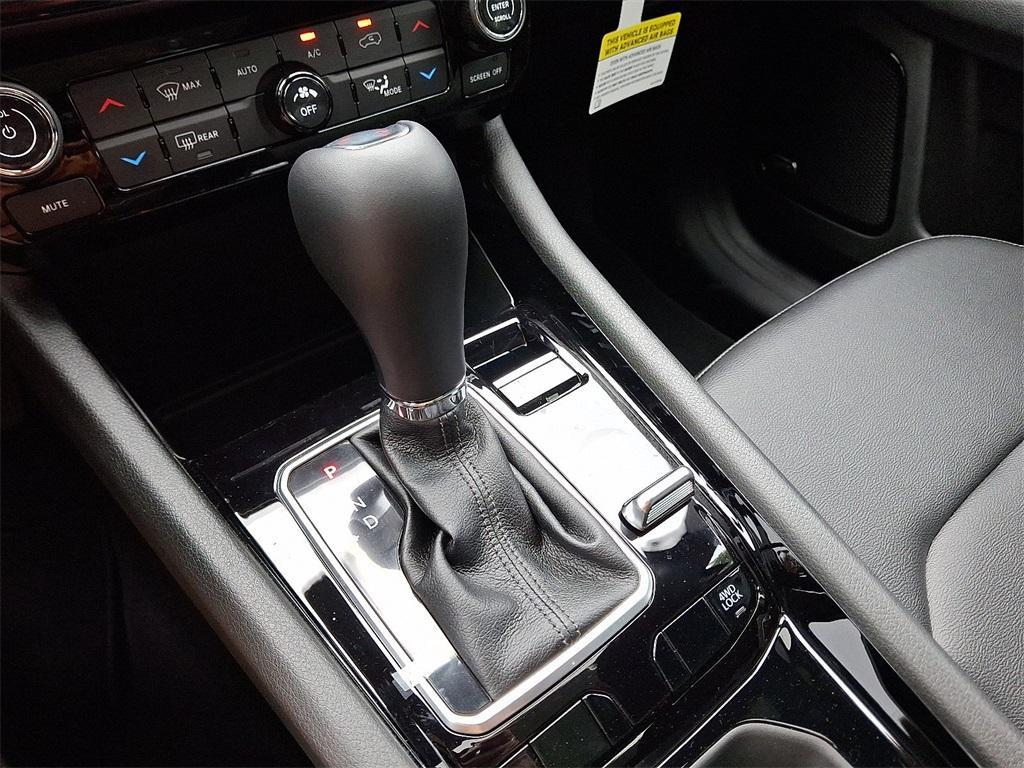 new 2025 Jeep Compass car, priced at $40,105