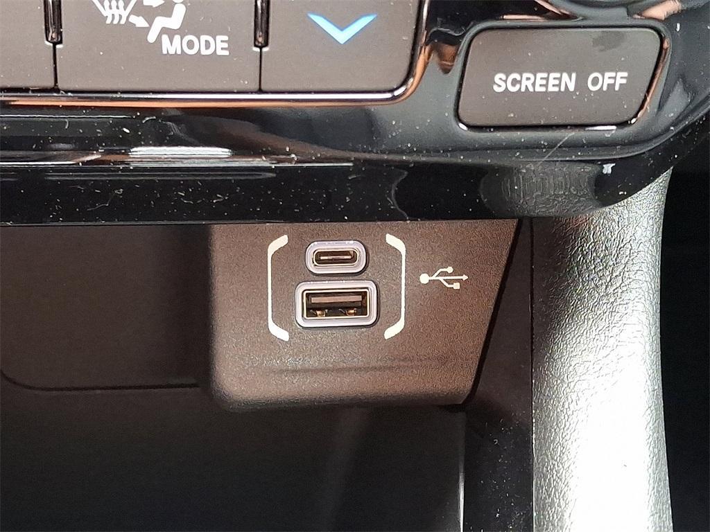 new 2025 Jeep Compass car, priced at $40,105