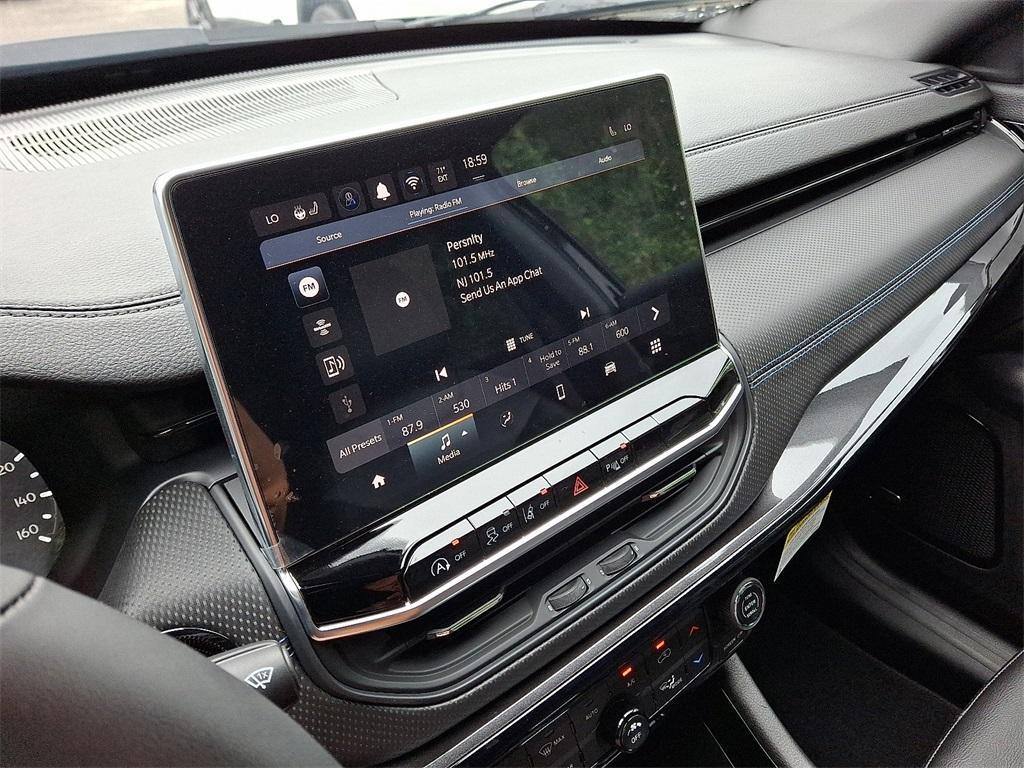 new 2025 Jeep Compass car, priced at $40,105