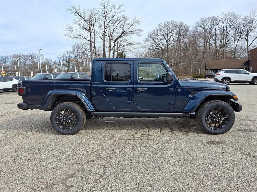 new 2025 Jeep Gladiator car, priced at $44,240