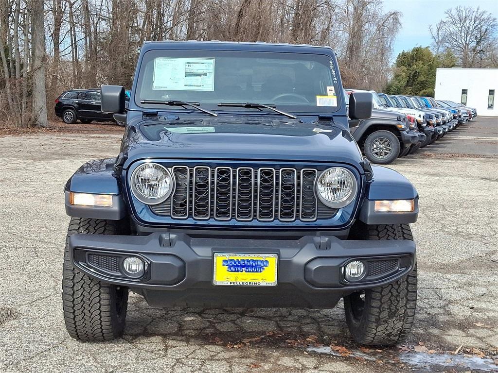 new 2025 Jeep Gladiator car, priced at $44,240