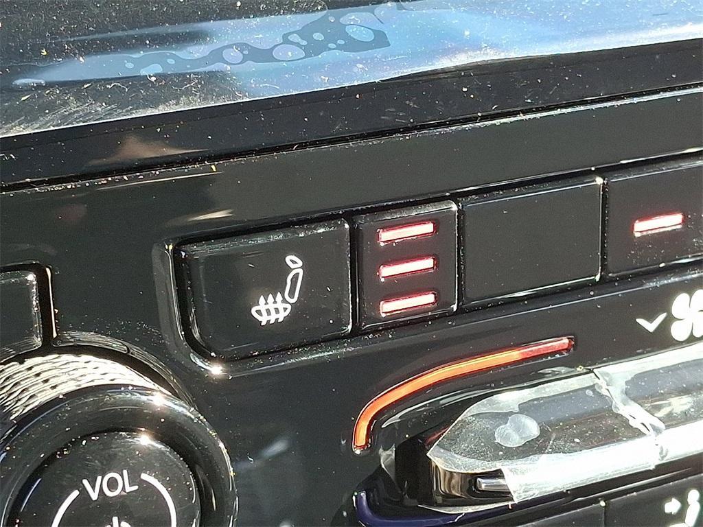 new 2025 Jeep Grand Cherokee car, priced at $49,415