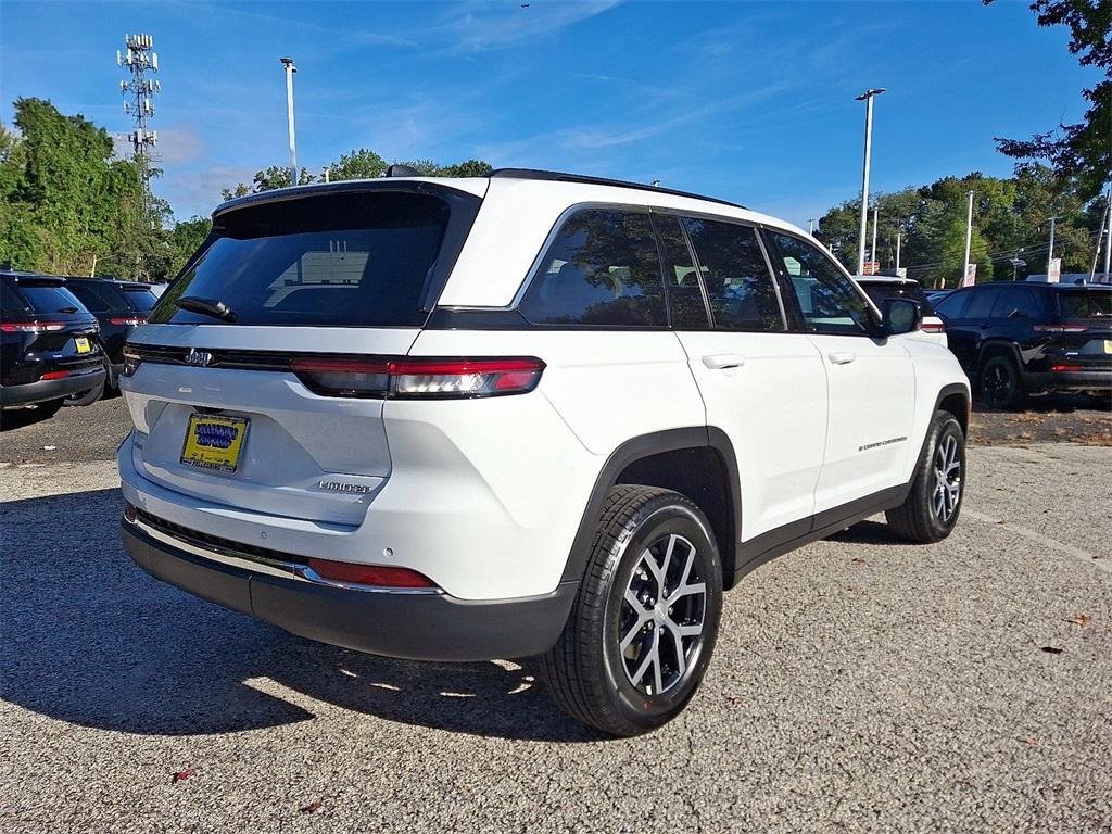 new 2025 Jeep Grand Cherokee car, priced at $49,415