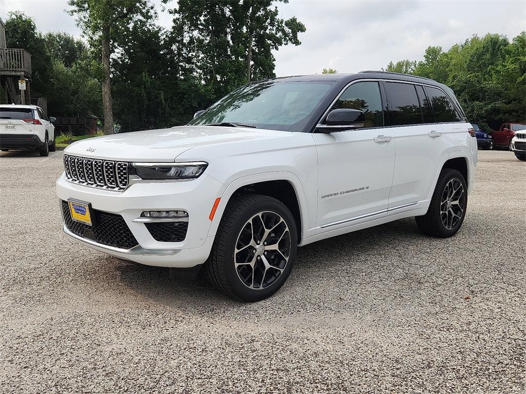 new 2025 Jeep Grand Cherokee car, priced at $65,940