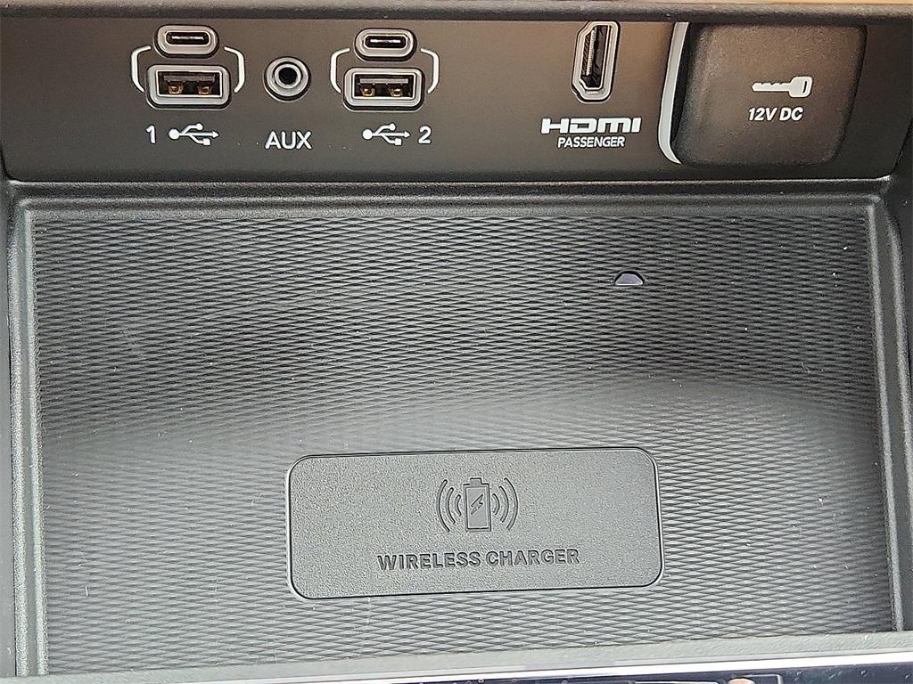 new 2025 Jeep Grand Cherokee car, priced at $65,940