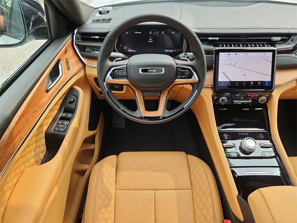 new 2025 Jeep Grand Cherokee car, priced at $65,940
