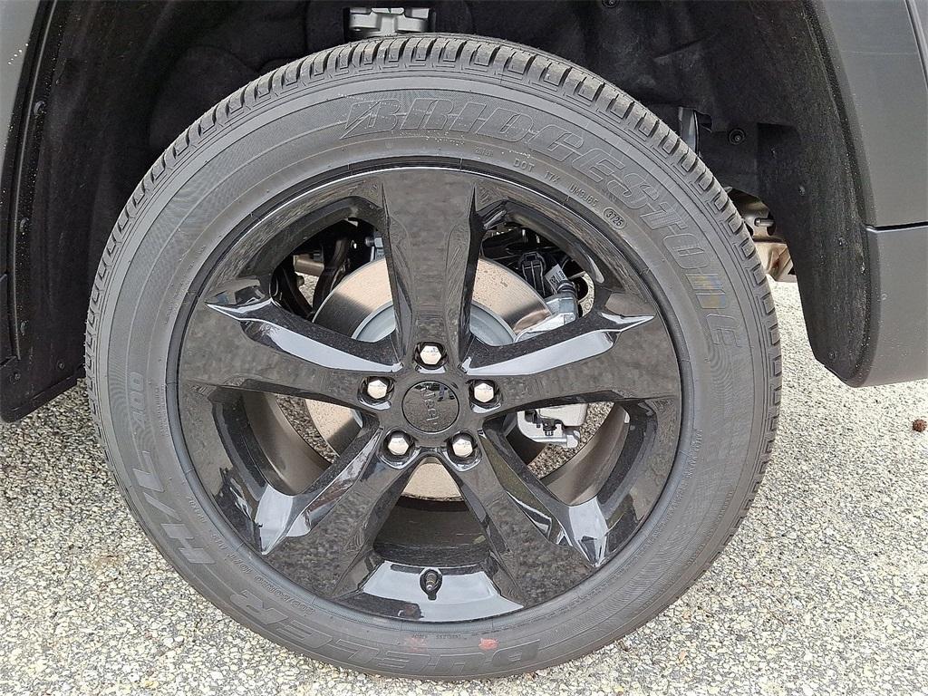 new 2025 Jeep Grand Cherokee car, priced at $48,375